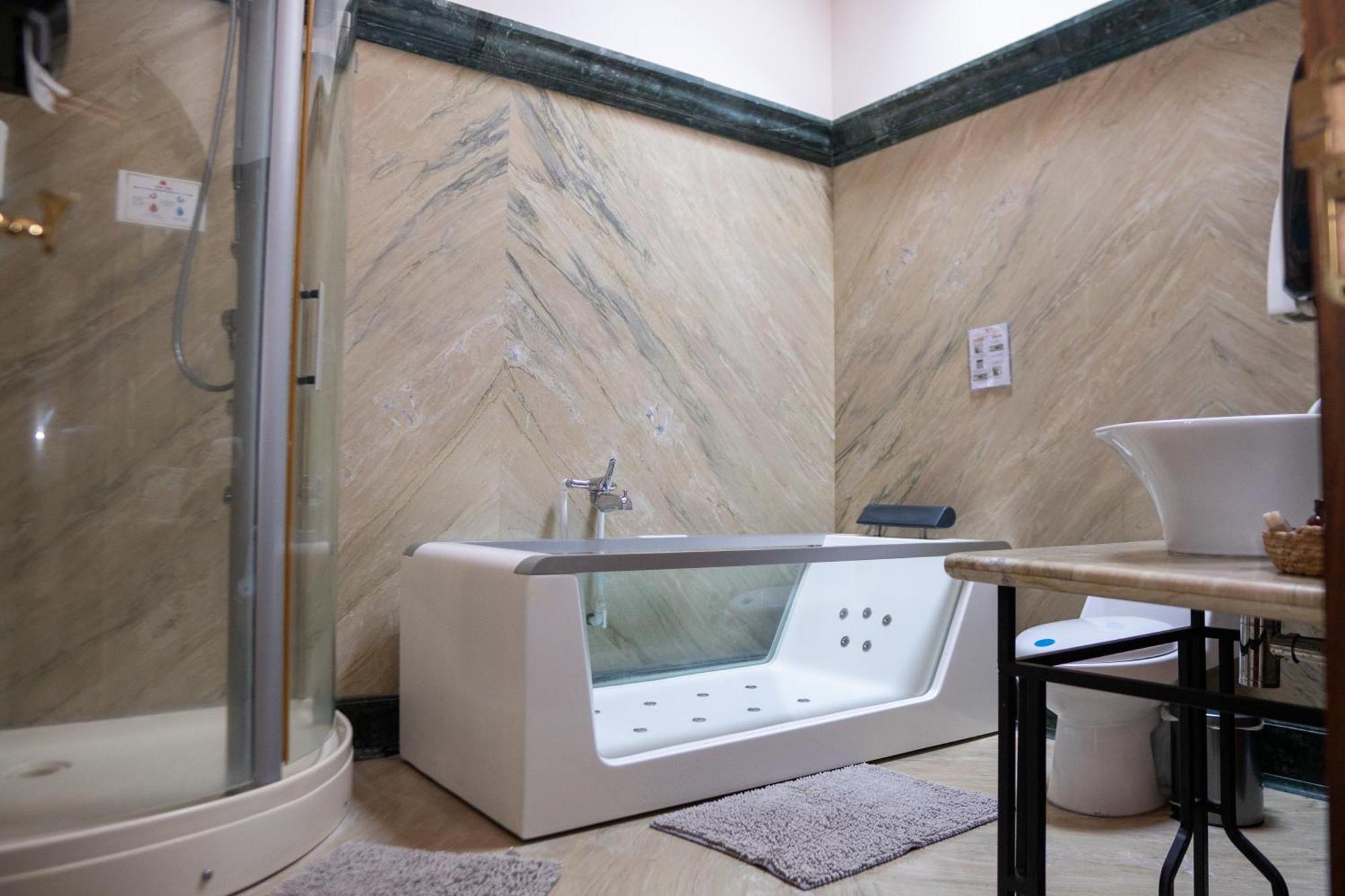Indian Palace Hotel Boutique Spa & Restaurante アンティグア・グアテマラ エクステリア 写真